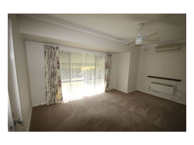 254 Henry Street, Deniliquin NSW 2710