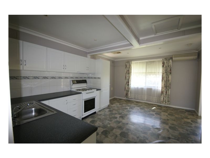 254 Henry Street, Deniliquin NSW 2710