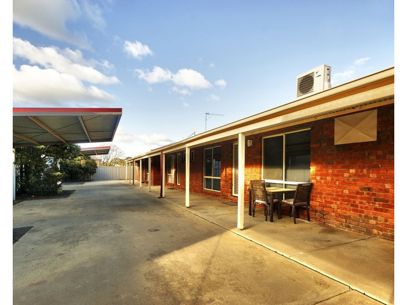 3/327 Finley Road, Deniliquin NSW 2710