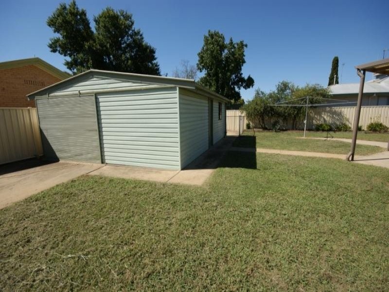 137 Dick Street, Deniliquin NSW 2710