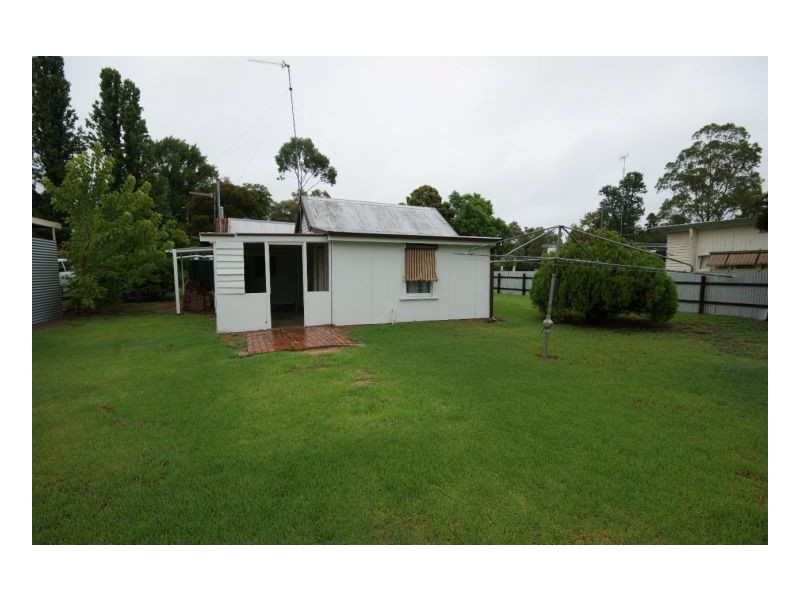 255 River St, Deniliquin NSW 2710