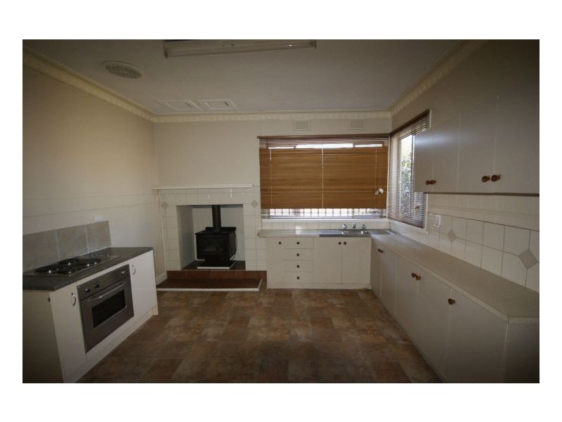 435 Henry Street, Deniliquin NSW 2710