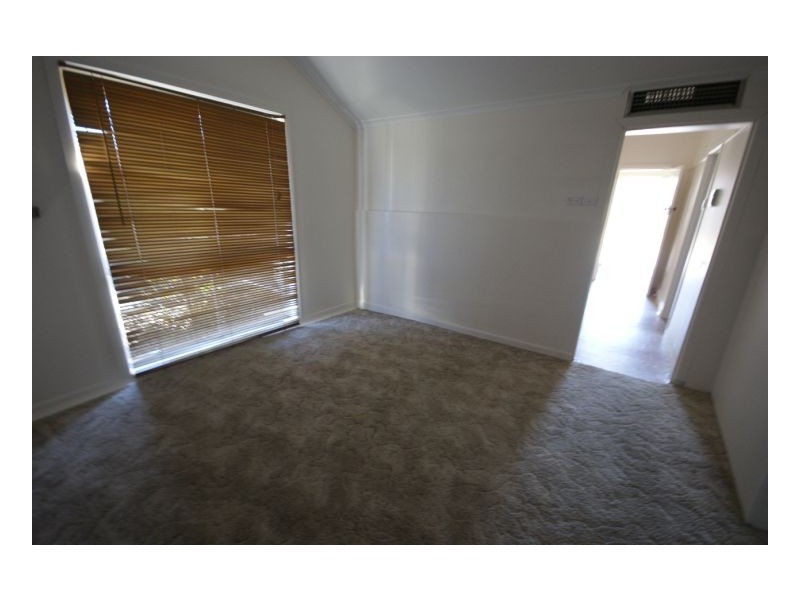 435 Henry Street, Deniliquin NSW 2710