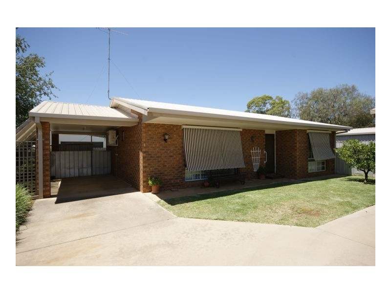 1/261 Harfleur Street, Deniliquin NSW 2710