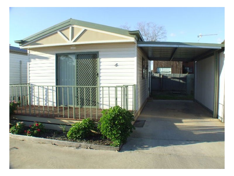 73-75 Butler Street, Deniliquin NSW 2710