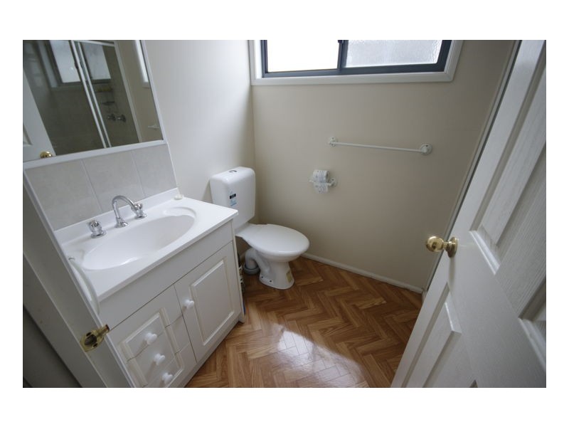 73-75 Butler Street, Deniliquin NSW 2710