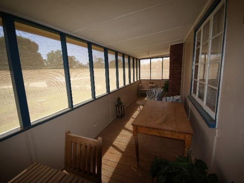 402 Fitzroy Street, Deniliquin NSW 2710