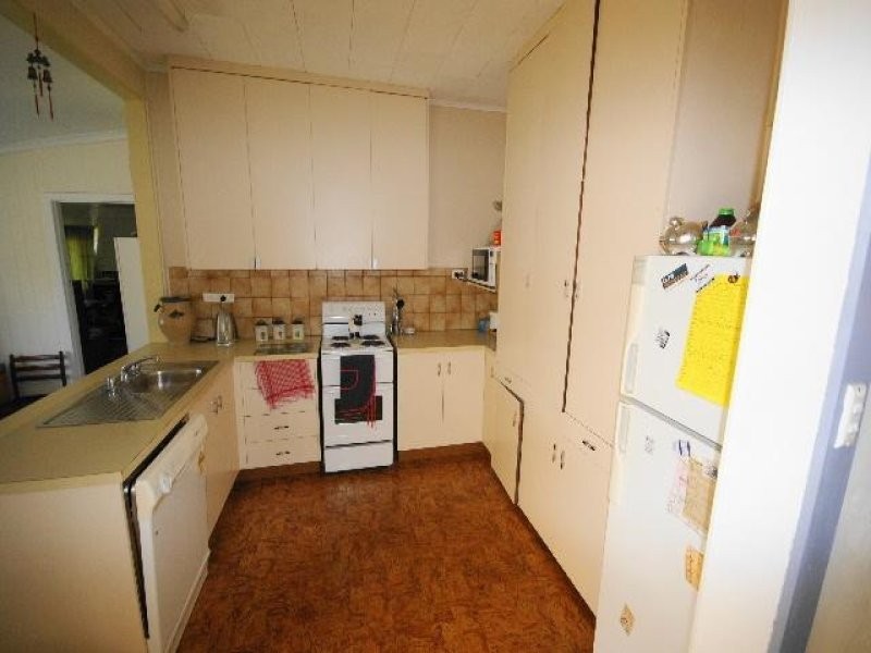 415 Wood Street, Deniliquin NSW 2710