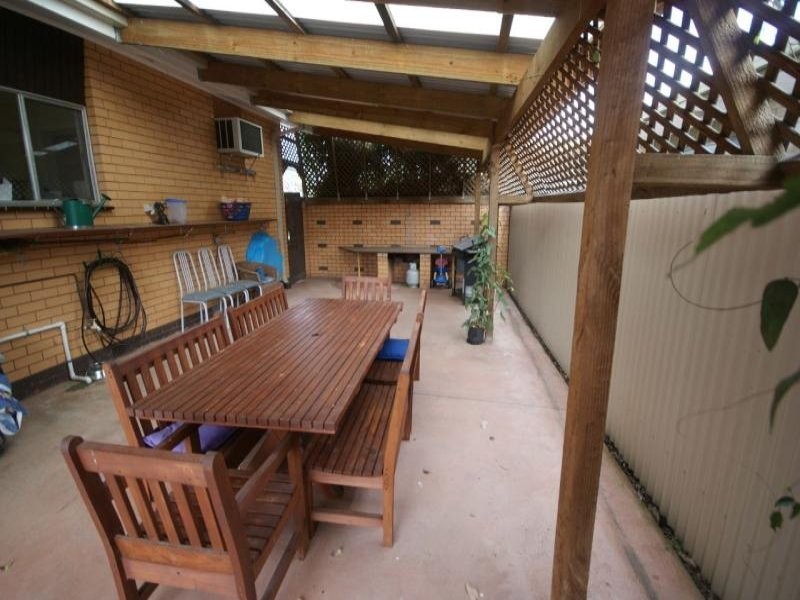 459 Sloane Street, Deniliquin NSW 2710