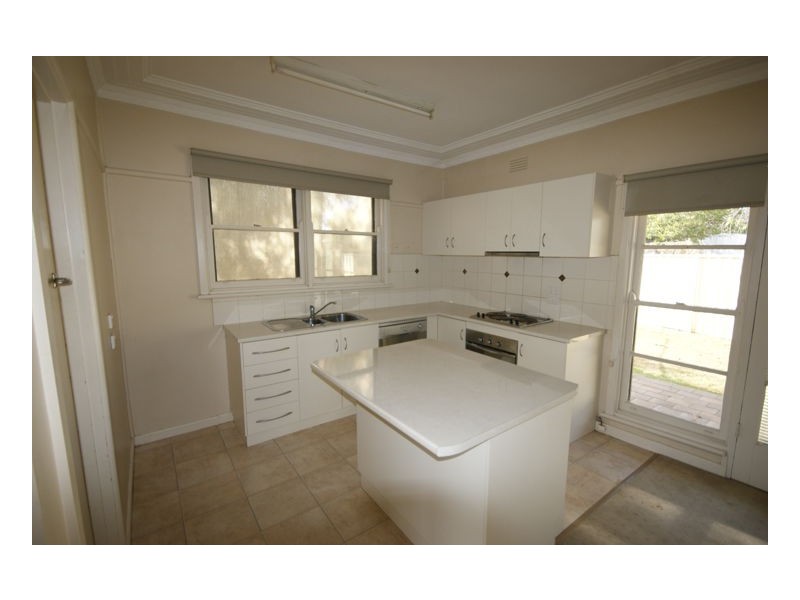 2 Watson Court, Deniliquin NSW 2710
