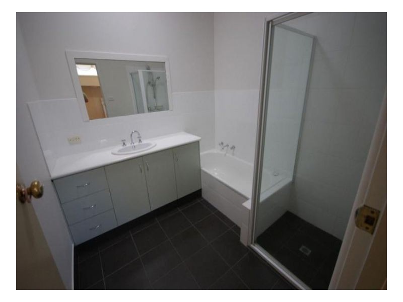 83 Junction Street, Deniliquin NSW 2710