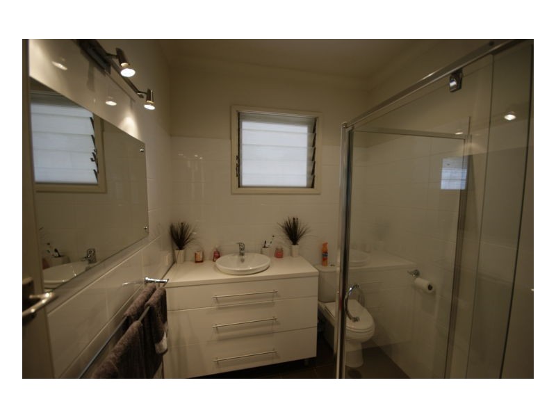 342 Albert St, Deniliquin NSW 2710