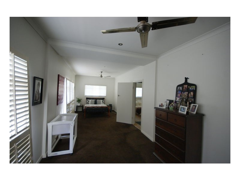 342 Albert St, Deniliquin NSW 2710