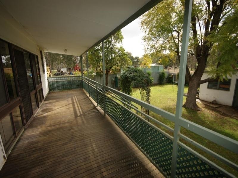 347 jefferson Street, Deniliquin NSW 2710