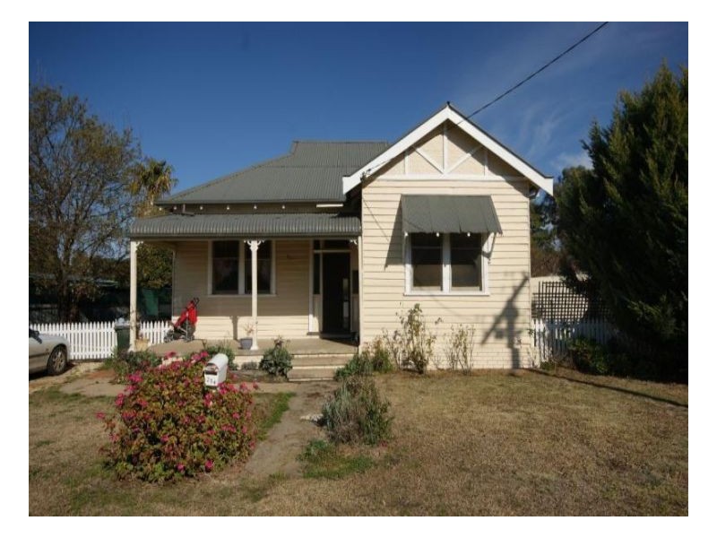 254 Victoria Street, Deniliquin NSW 2710