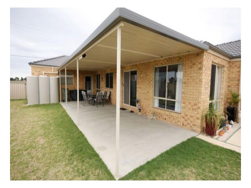 215 Hetherington Street, Deniliquin NSW 2710