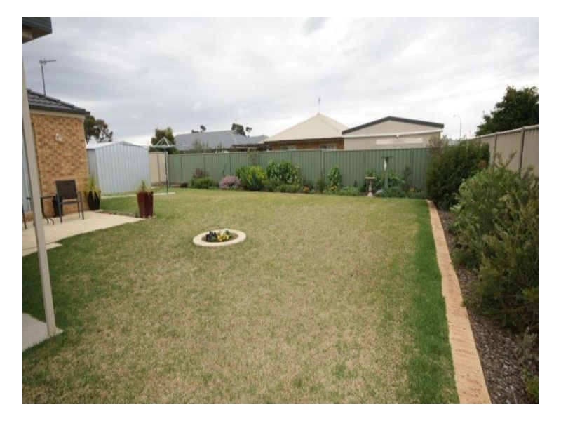 215 Hetherington Street, Deniliquin NSW 2710