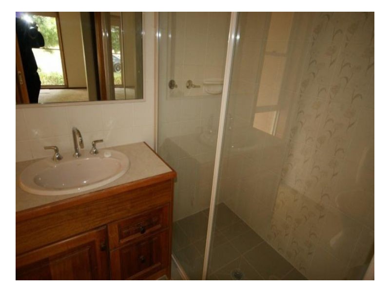 2 Lucas Court, Deniliquin NSW 2710