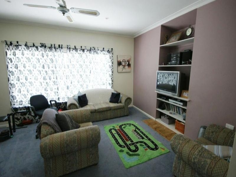 448 Wood Street, Deniliquin NSW 2710