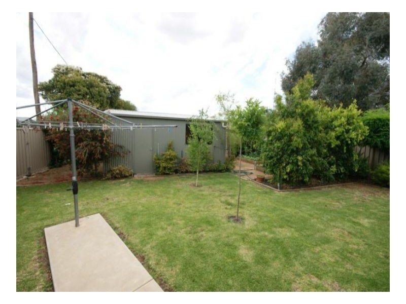 95 Edwardes Street, Deniliquin NSW 2710