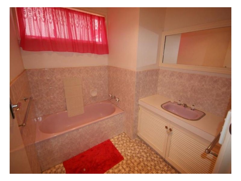 5 Stratton Court, Deniliquin NSW 2710