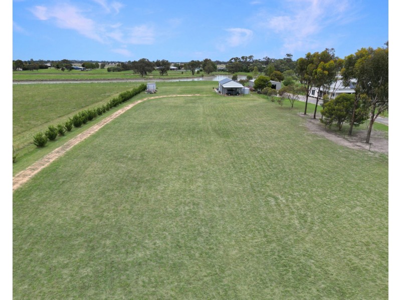 11 Lakeview Court, Deniliquin NSW 2710