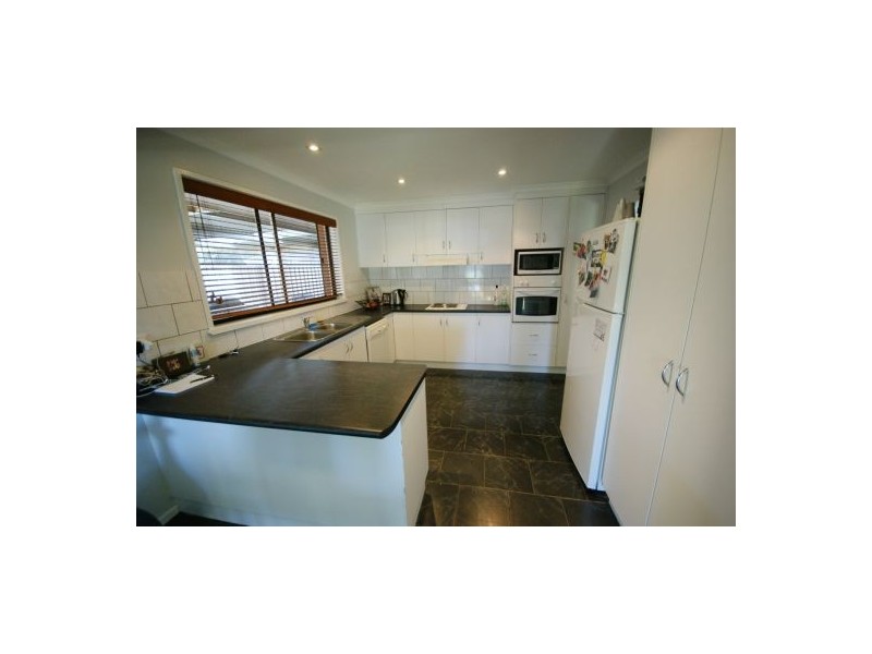 9 Johnston Crescent, Deniliquin NSW 2710
