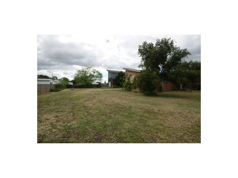 71  Butler St, Deniliquin NSW 2710
