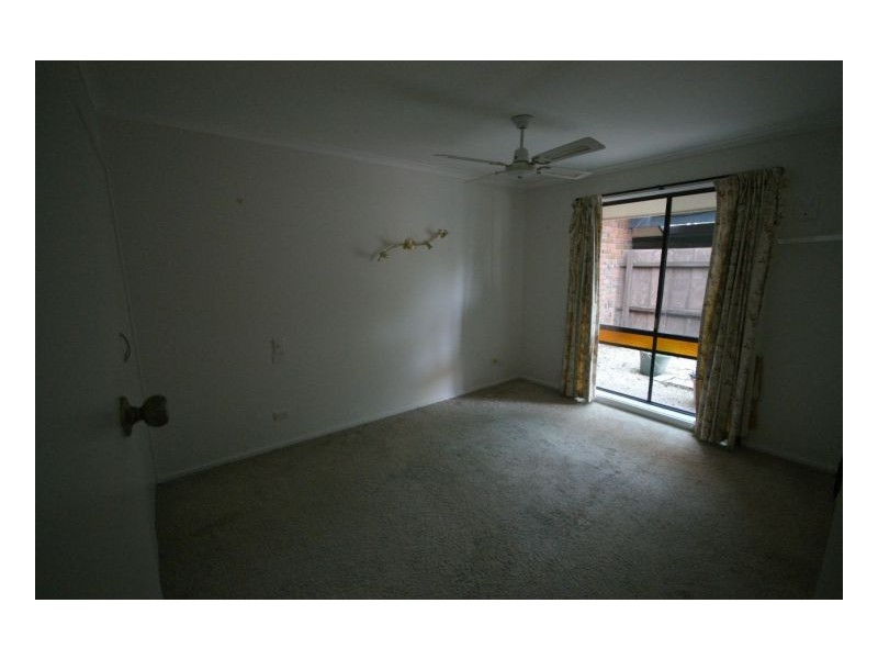 1/356 Wood St, Deniliquin NSW 2710