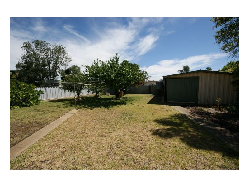 236 Burchfield Avenue, Deniliquin NSW 2710