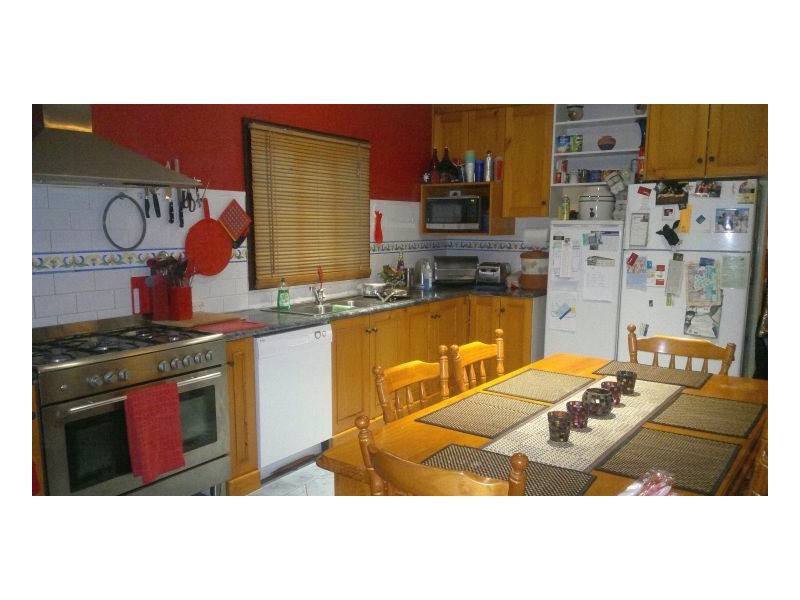 210 Burchfield Av, Deniliquin NSW 2710