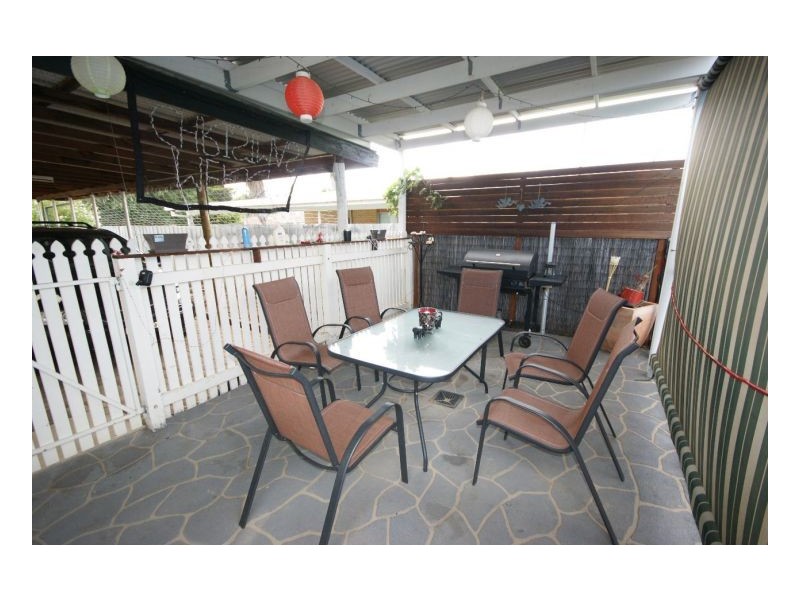 210 Burchfield Av, Deniliquin NSW 2710