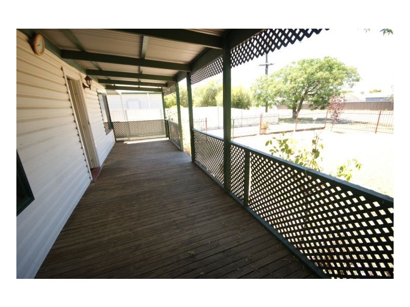 47 Butler St, Deniliquin NSW 2710