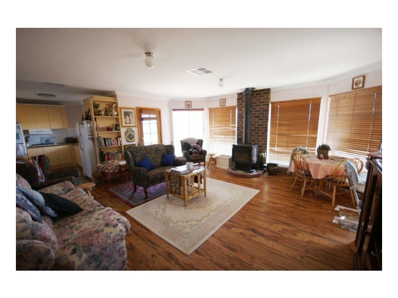 65  Mulumbah Estate, Deniliquin NSW 2710