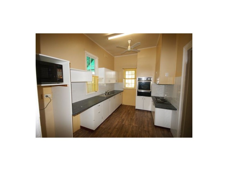 288 Duncan Street, Deniliquin NSW 2710