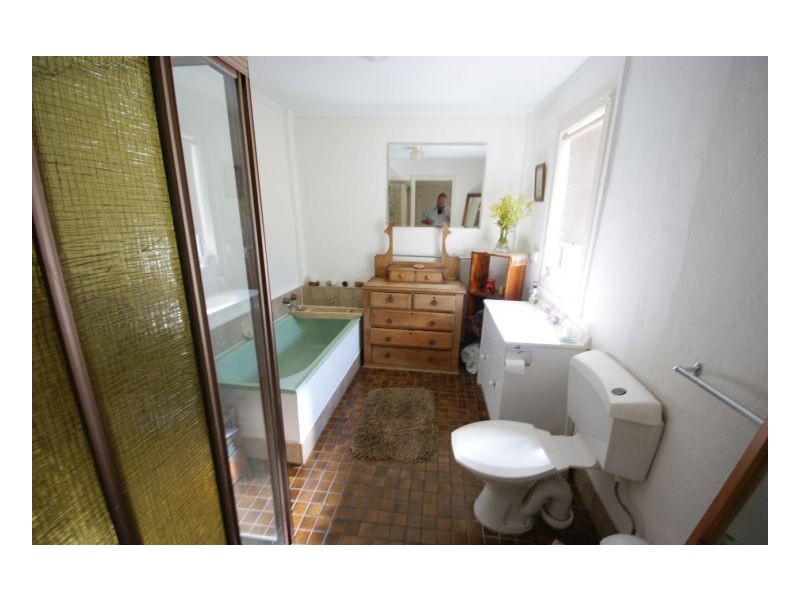 576 Harfleur St, Deniliquin NSW 2710
