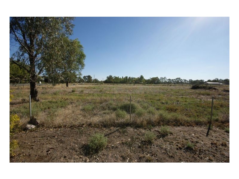 576 Harfleur St, Deniliquin NSW 2710