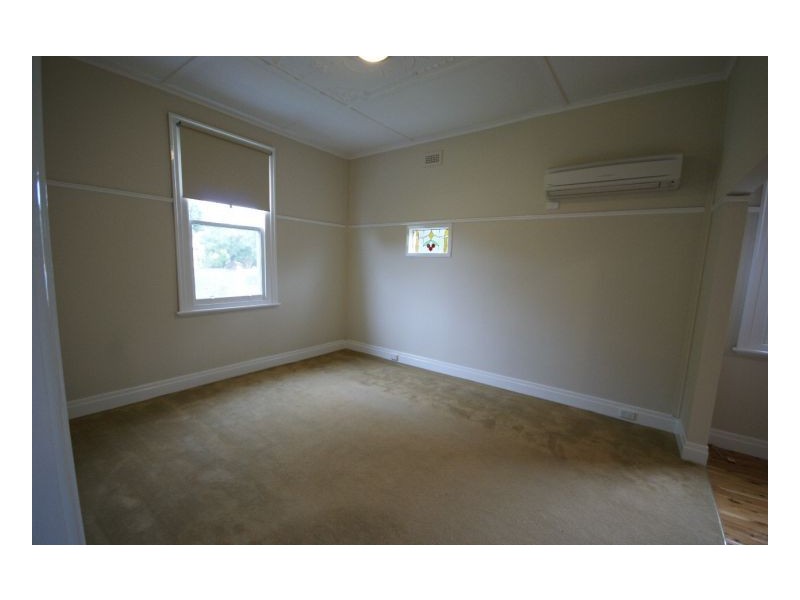 414 Harfleur St, Deniliquin NSW 2710