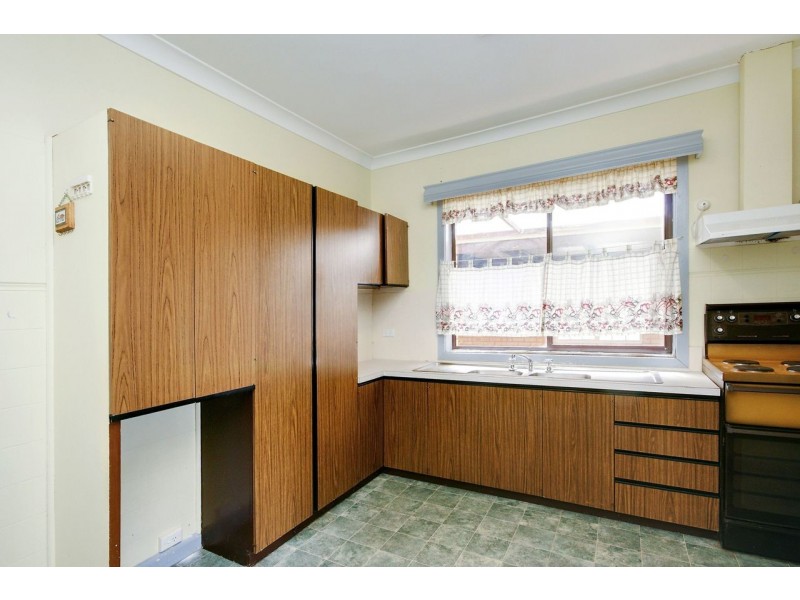 1/279 Victoria Street, Deniliquin NSW 2710