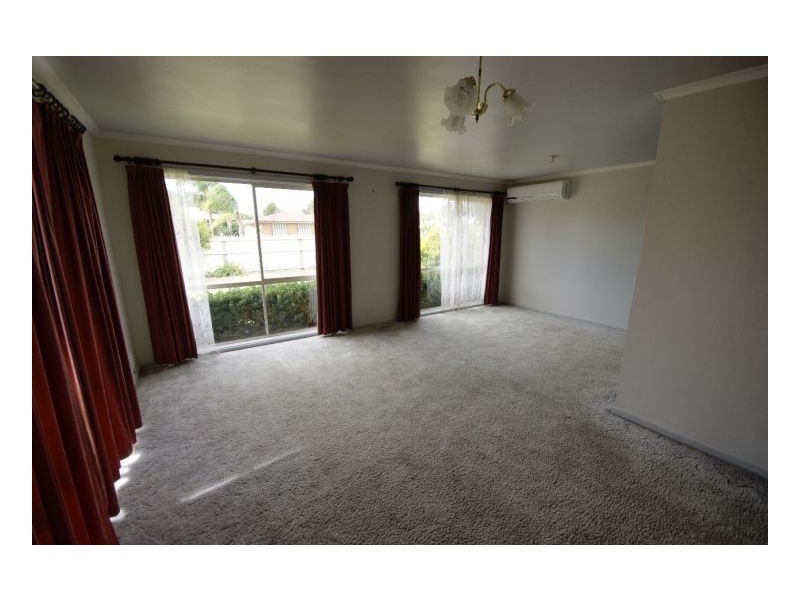 115 Burton St, Deniliquin NSW 2710