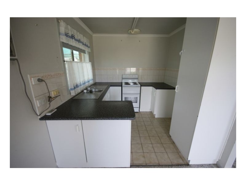 115 Burton St, Deniliquin NSW 2710