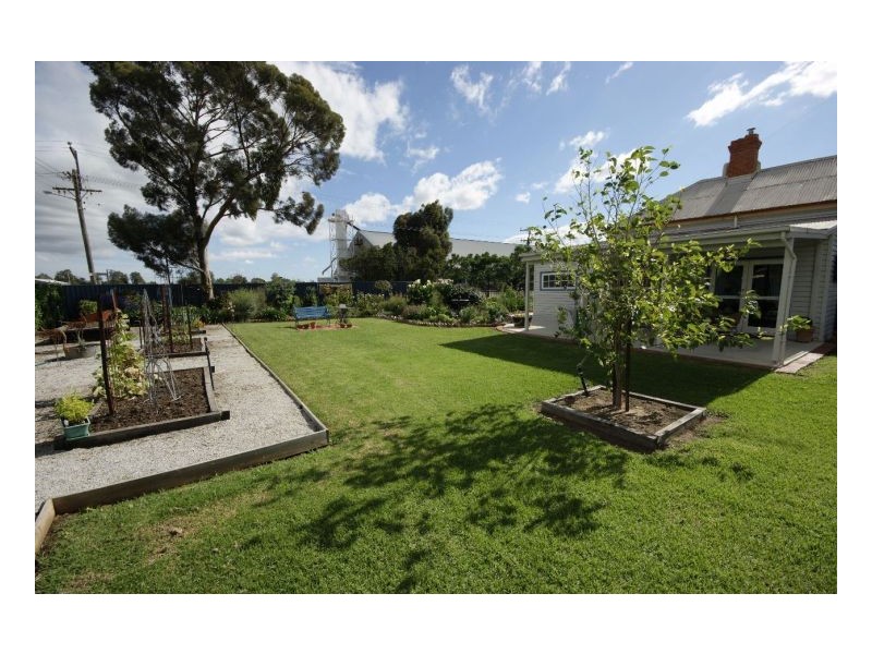 118 Napier St, Deniliquin NSW 2710