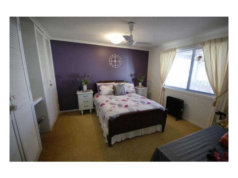 96 Hughes St, Deniliquin NSW 2710