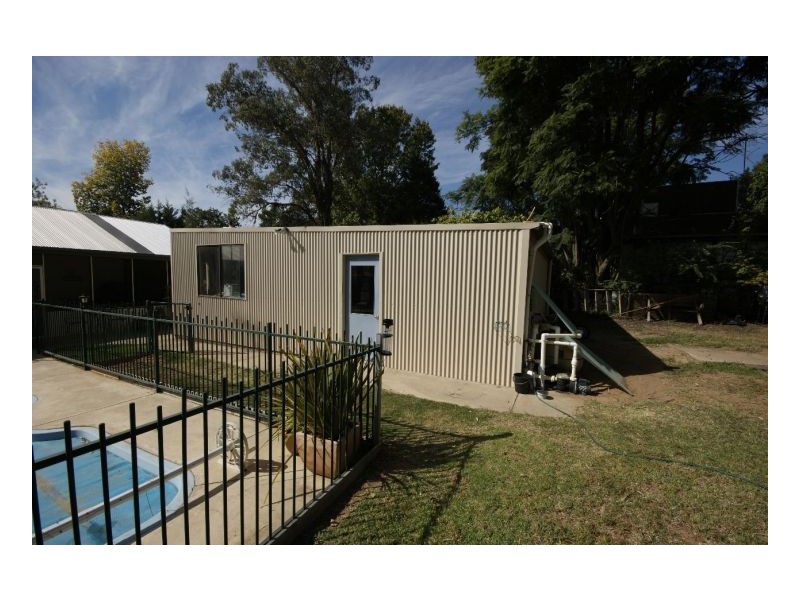 422 Hay Rd, Deniliquin NSW 2710