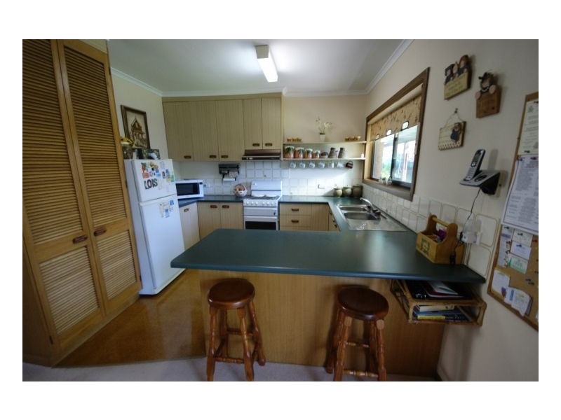 305 Victoria St, Deniliquin NSW 2710