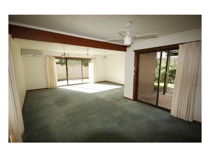 255 Harfleur Street, Deniliquin NSW 2710