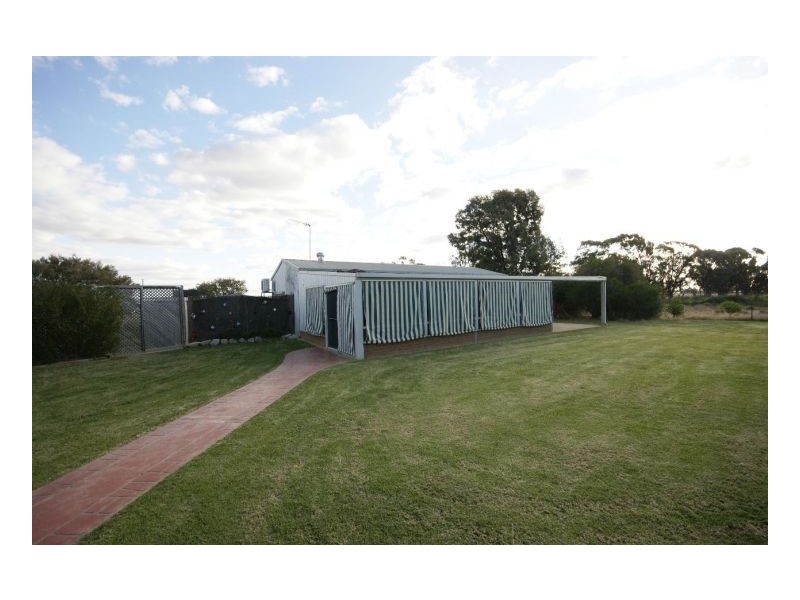 148 Hetherington St, Deniliquin NSW 2710