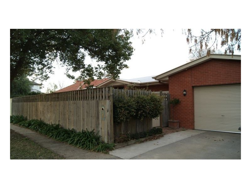 411 George Street, Deniliquin NSW 2710