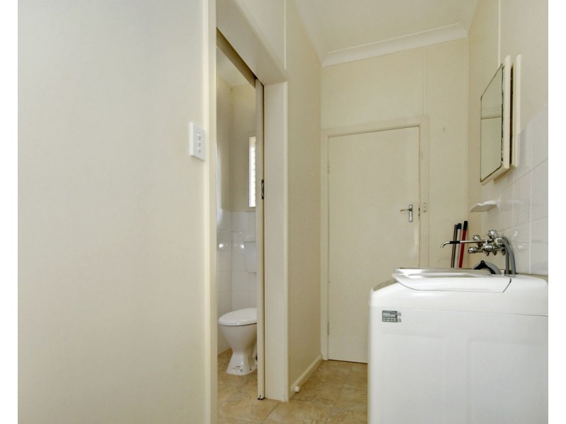 2/493 St Michael Street, Deniliquin NSW 2710