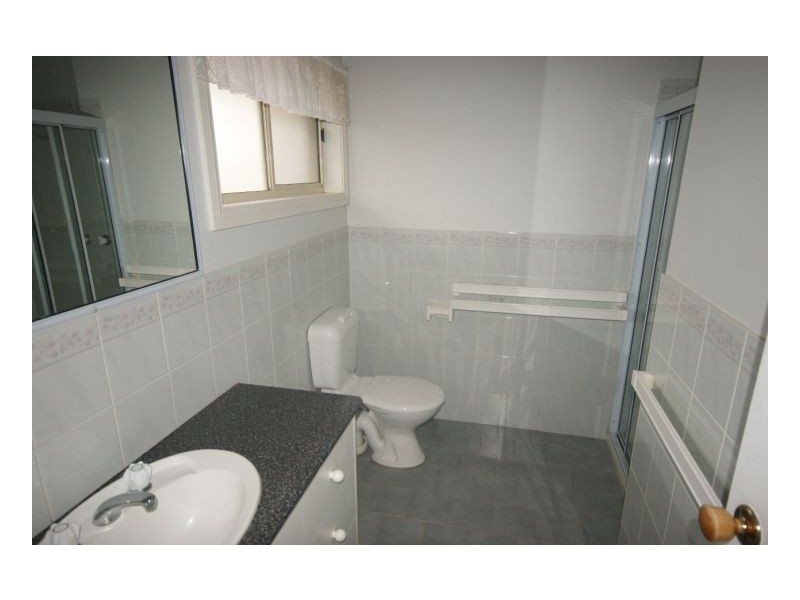 120 Crispe St, Deniliquin NSW 2710